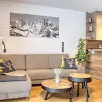 Exklusiv Und Elegantes In Der Residenz By Interhome *