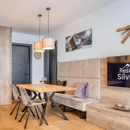 Exklusiv Und Elegantes In Der Residenz By Interhome *