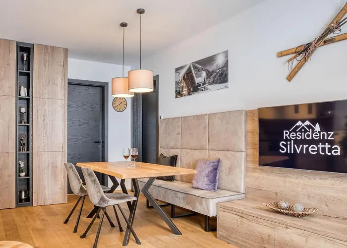 Exklusiv Und Elegantes In Der Residenz By Interhome *