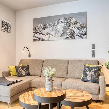 Exklusiv Und Elegantes In Der Residenz By Interhome *