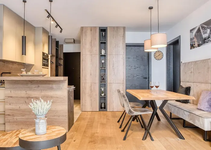Exklusiv Und Elegantes In Der Residenz By Interhome Διαμέρισμα *