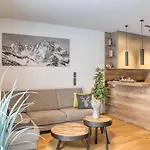 Apartment Exklusiv Und Elegantes In Der Residenz By Interhome *