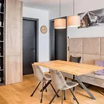 Exklusiv Und Elegantes In Der Residenz By Interhome Apartment See